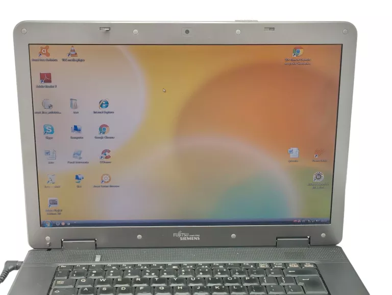 laptop-fujitsu-siemens-esprimo-mobile-v5545-torba-lad-kod-producenta-v5545