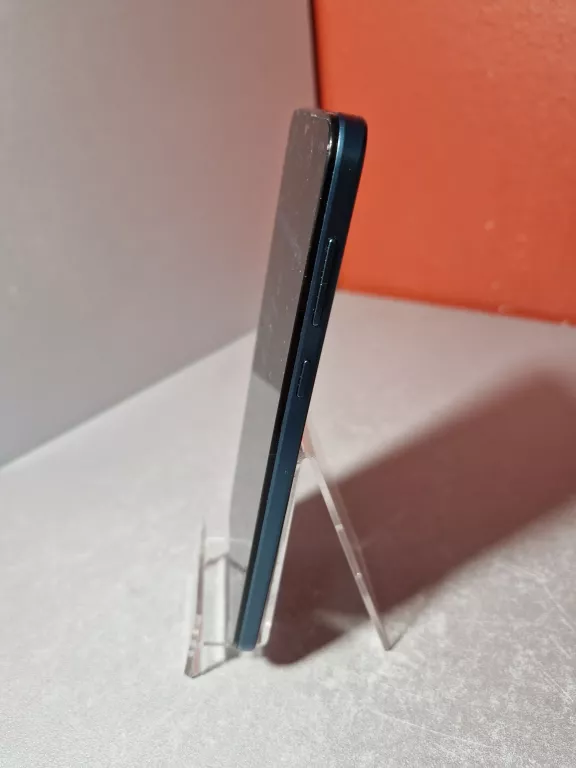 telefon-motorola-e-13-64-gb-typ-202685-212929