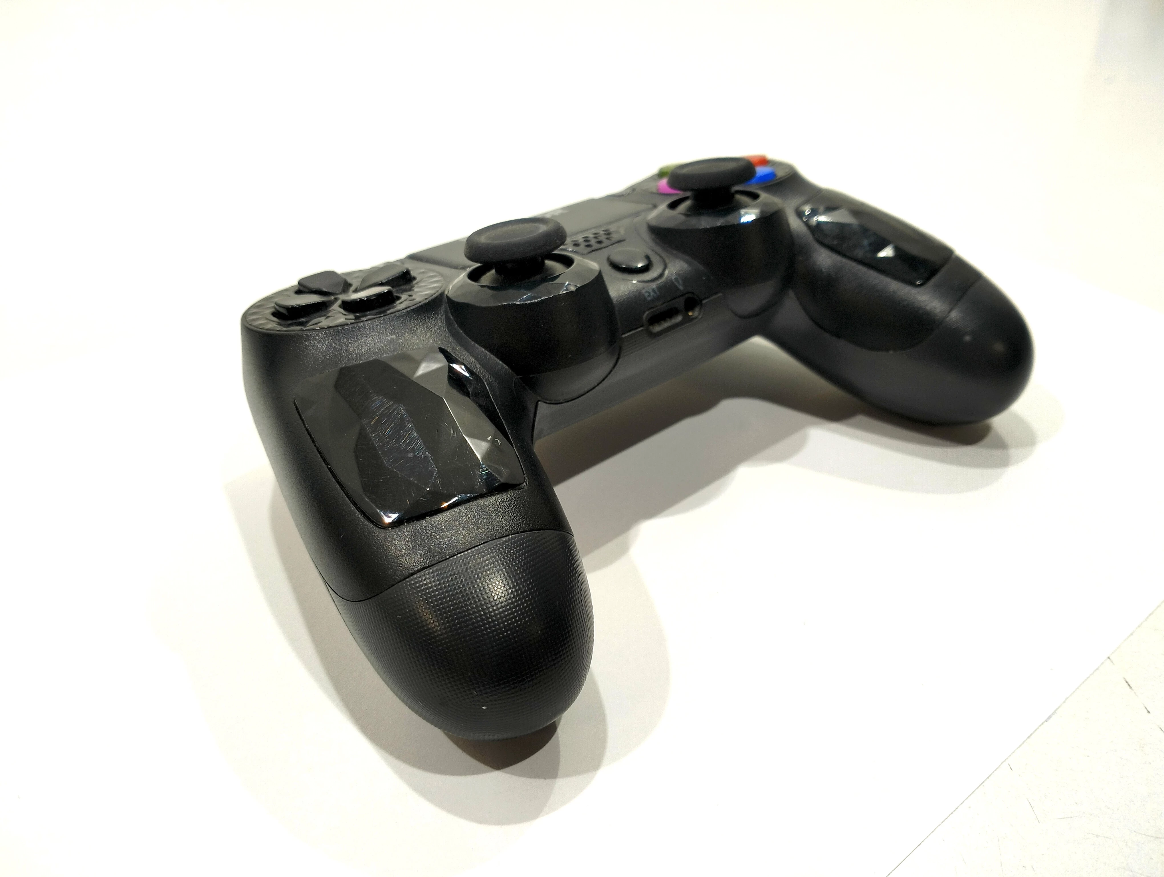 pad-bezprzewodowy-krugermatz-warrior-km0771-pochodzenie-210658-243450