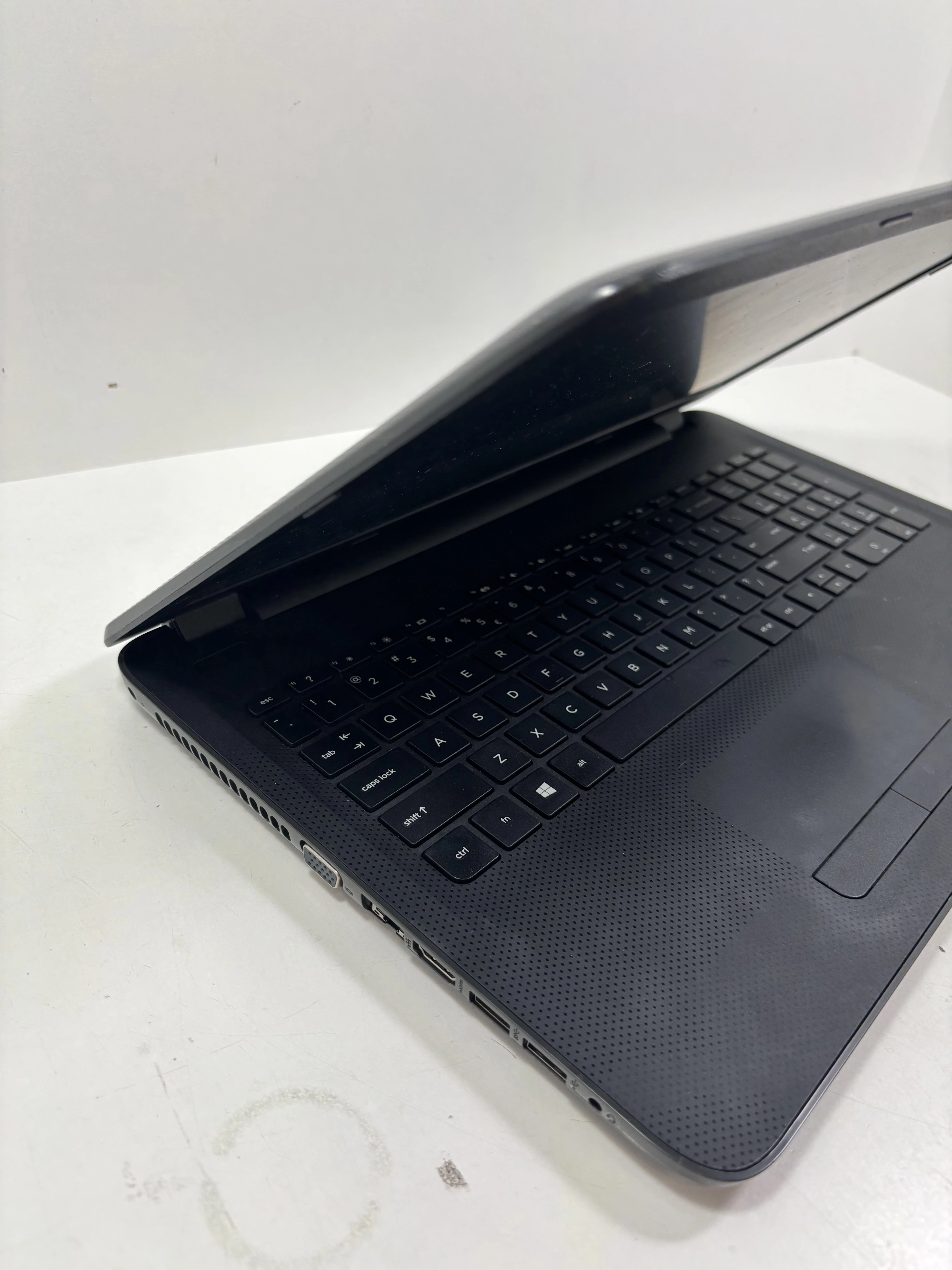 laptop-hp-250-g4-kod-producenta-t3m28pt