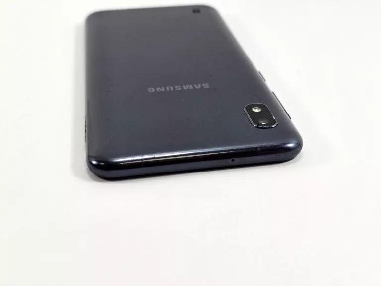 smartfon-samsung-galaxy-a10-2-gb-32-gb-4g-lte-niebieski-przekatna-ekranu-620