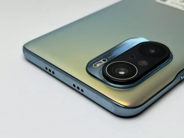 telefon-xiaomi-mi-11i-8256gb-kod-producenta-32767