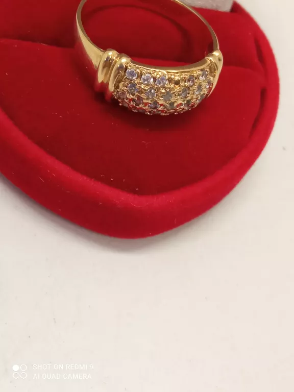 wyrob-jubilerski-pierscionek-p-585-waga-377-material-15835-2