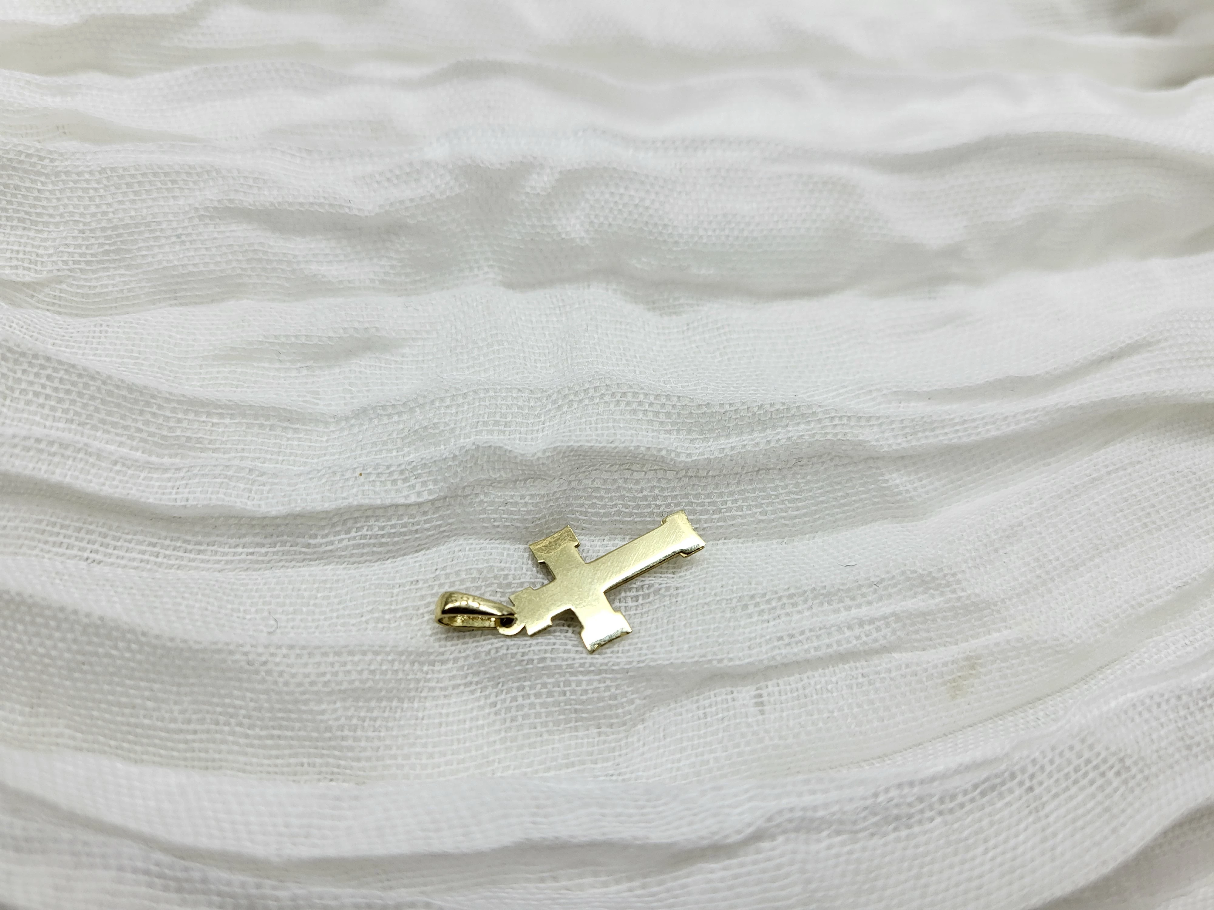 zloty-wisiorek-krzyzyk-pr585-047g-rodzaj-2205-2