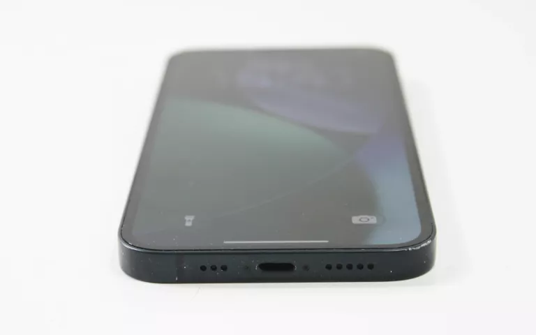 telefon-iphone-13-128-86-bateria-przekatna-ekranu-610