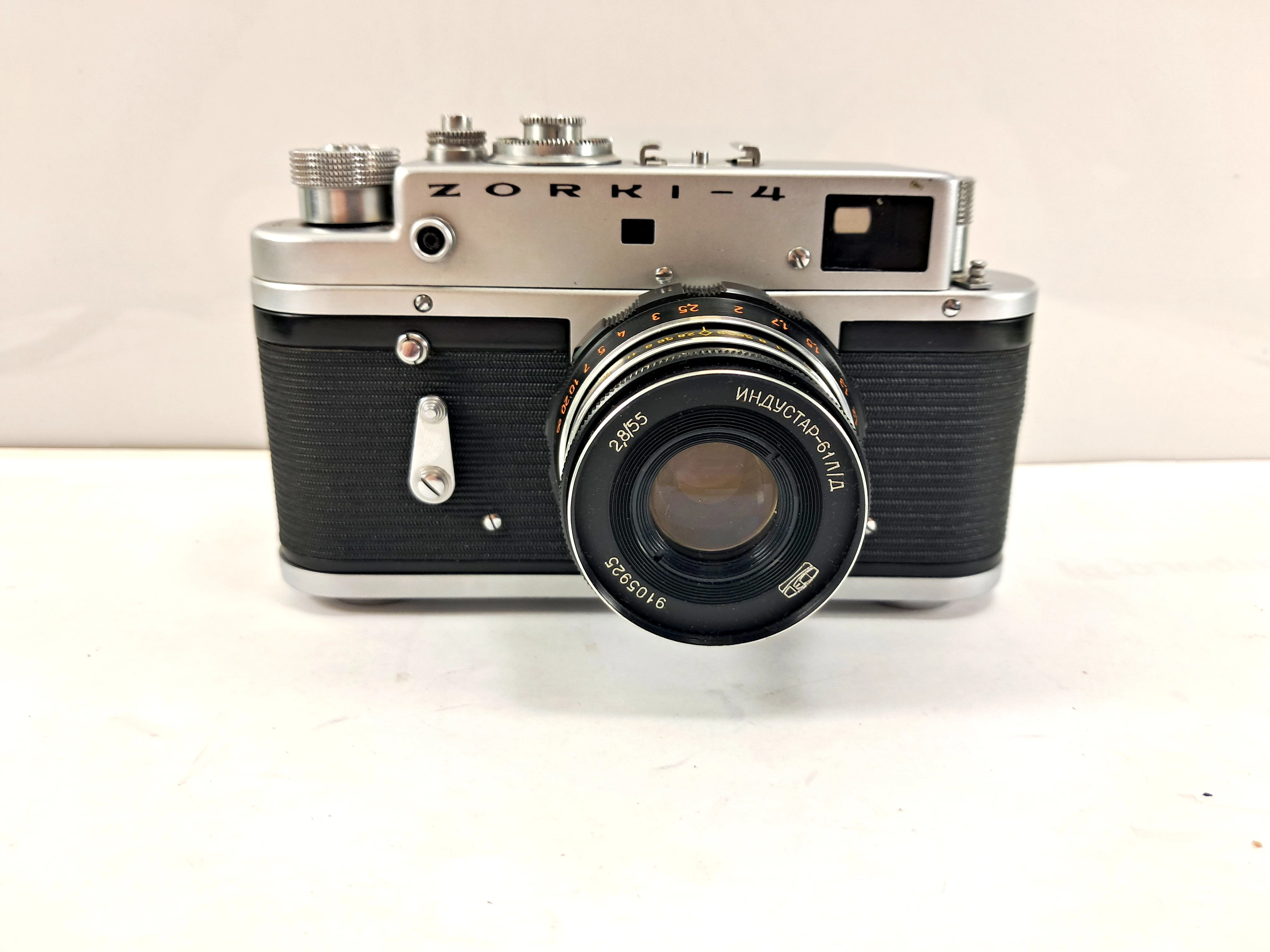 aparat-fotograficzny-zorki-4k-futeral-ean-gtin-4255819423861