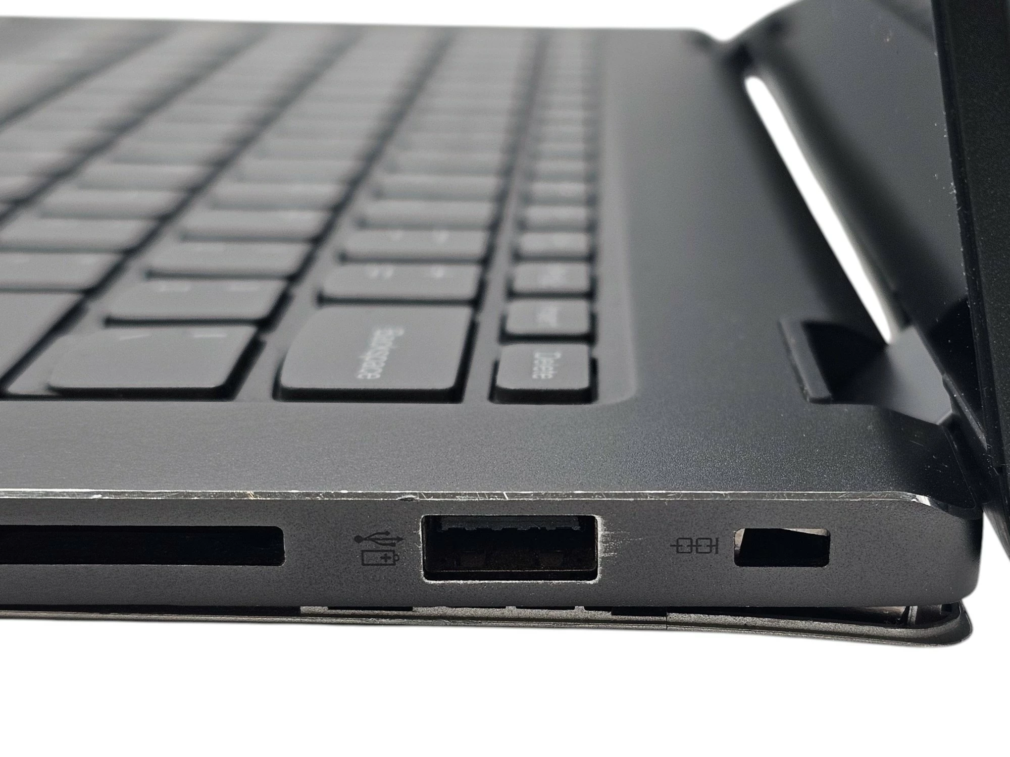 laptop-lenovo-yoga-520-14ikbr-14-i5-8250u-8gb128gb-ssd-geforce940mx-opis-pojemnosc-dysku-128