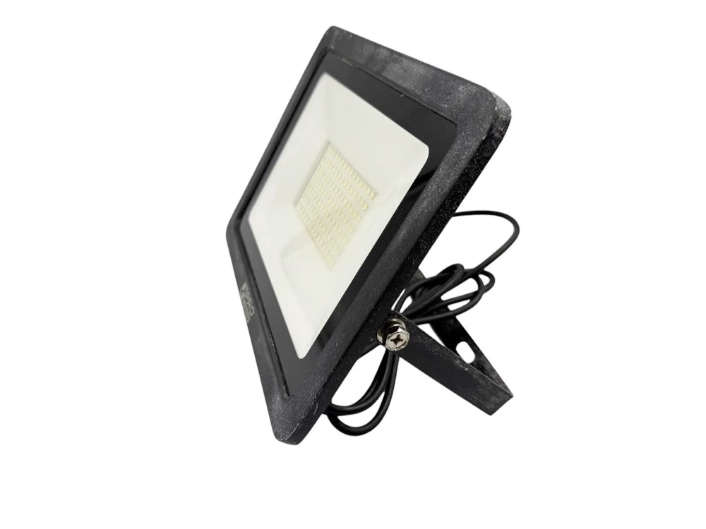 pro-reflektor-led-ip65-50w-80lm-stan-11323-2