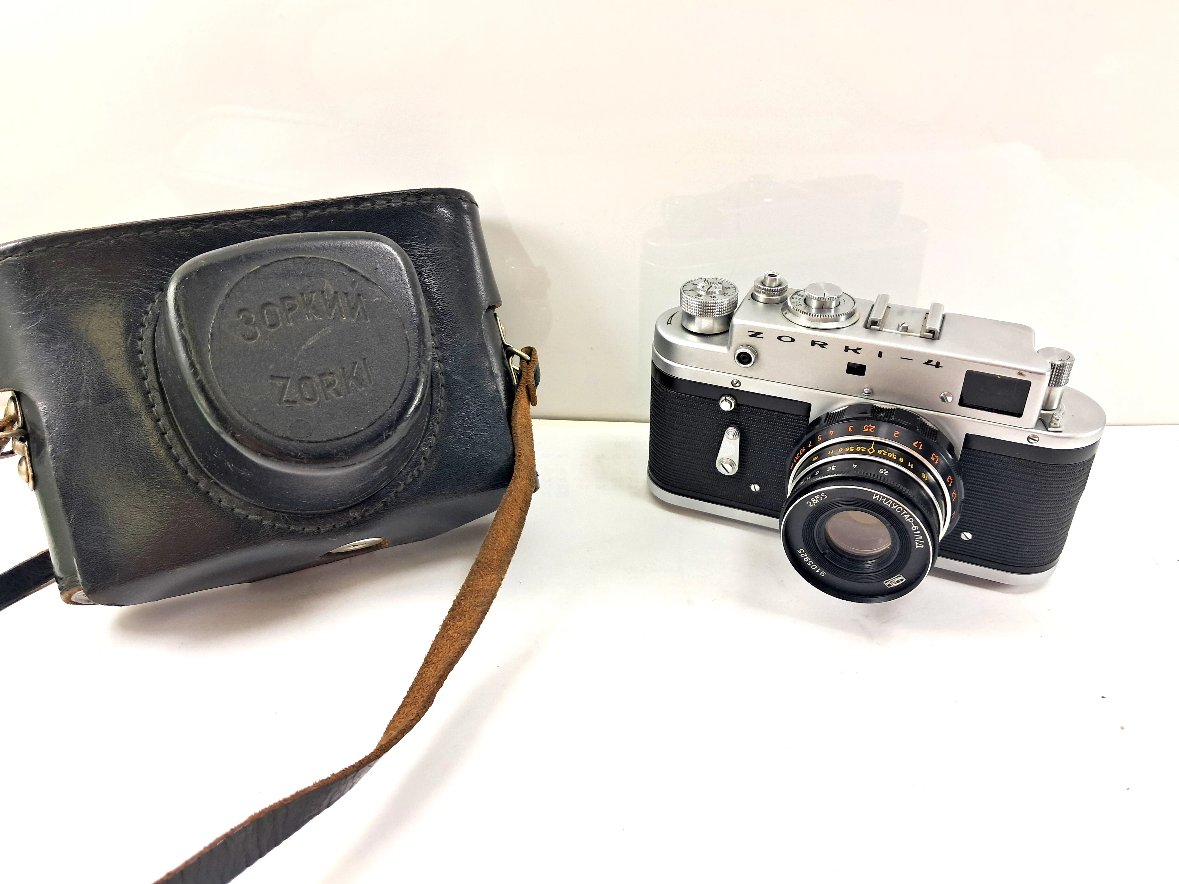 aparat-fotograficzny-zorki-4k-futeral-wierzbiecice-10-poznan-ska-x