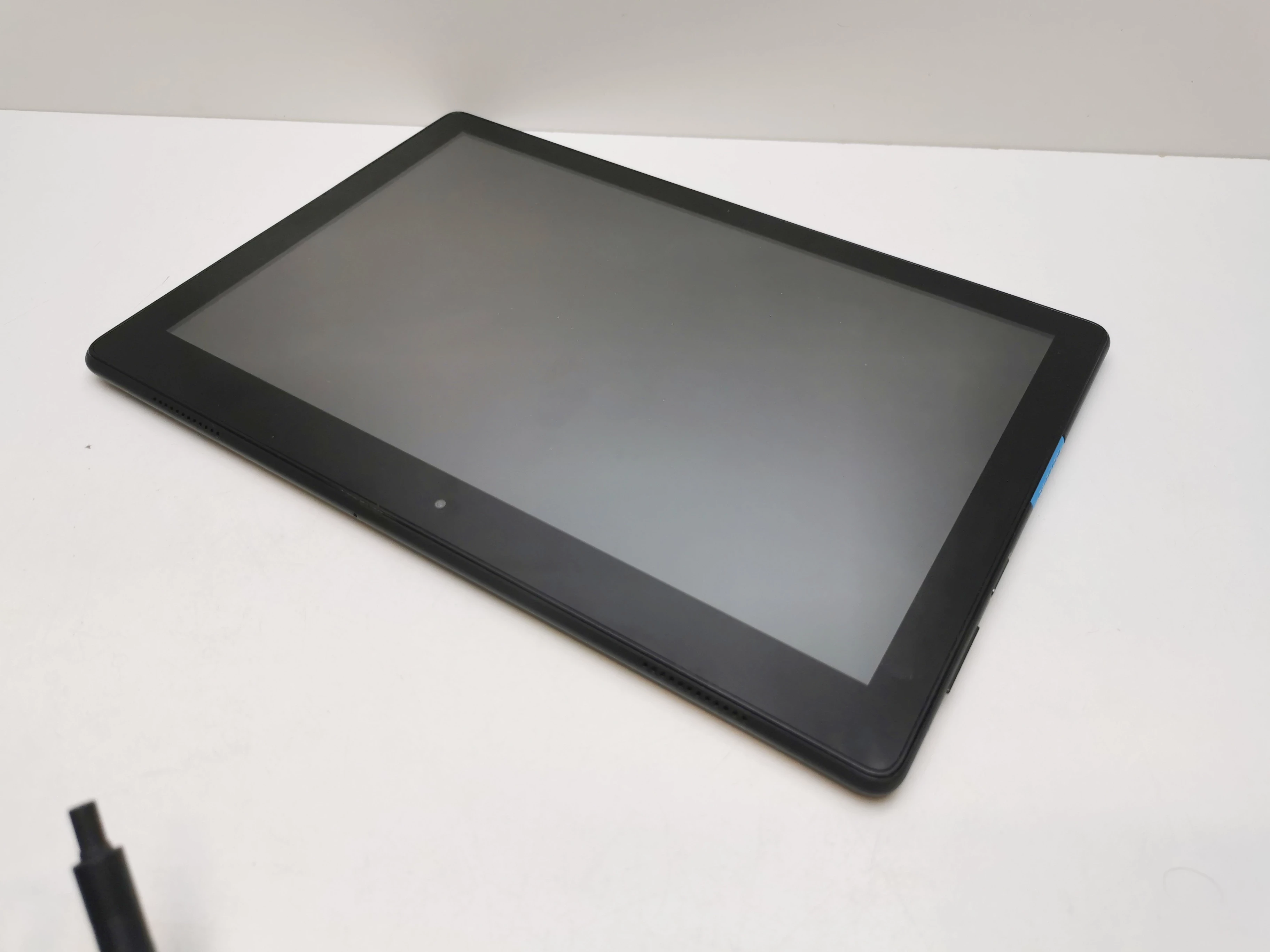 tablet-lenovo-tab-e10-x104f-101-2-gb-16-gb-czarny-transmisja-danych-217-1024