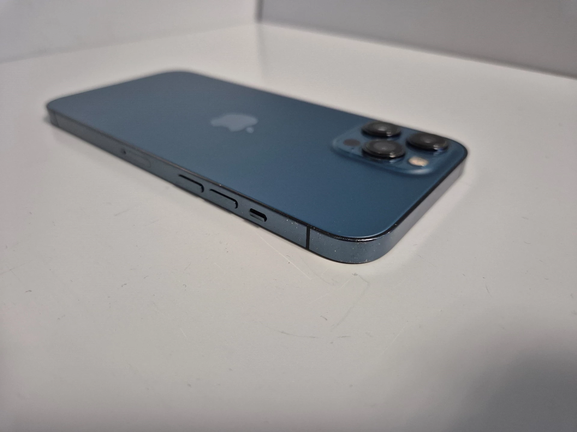 apple-iphone-12-pro-max-256gb-75-kod-producenta-mgdf3pma