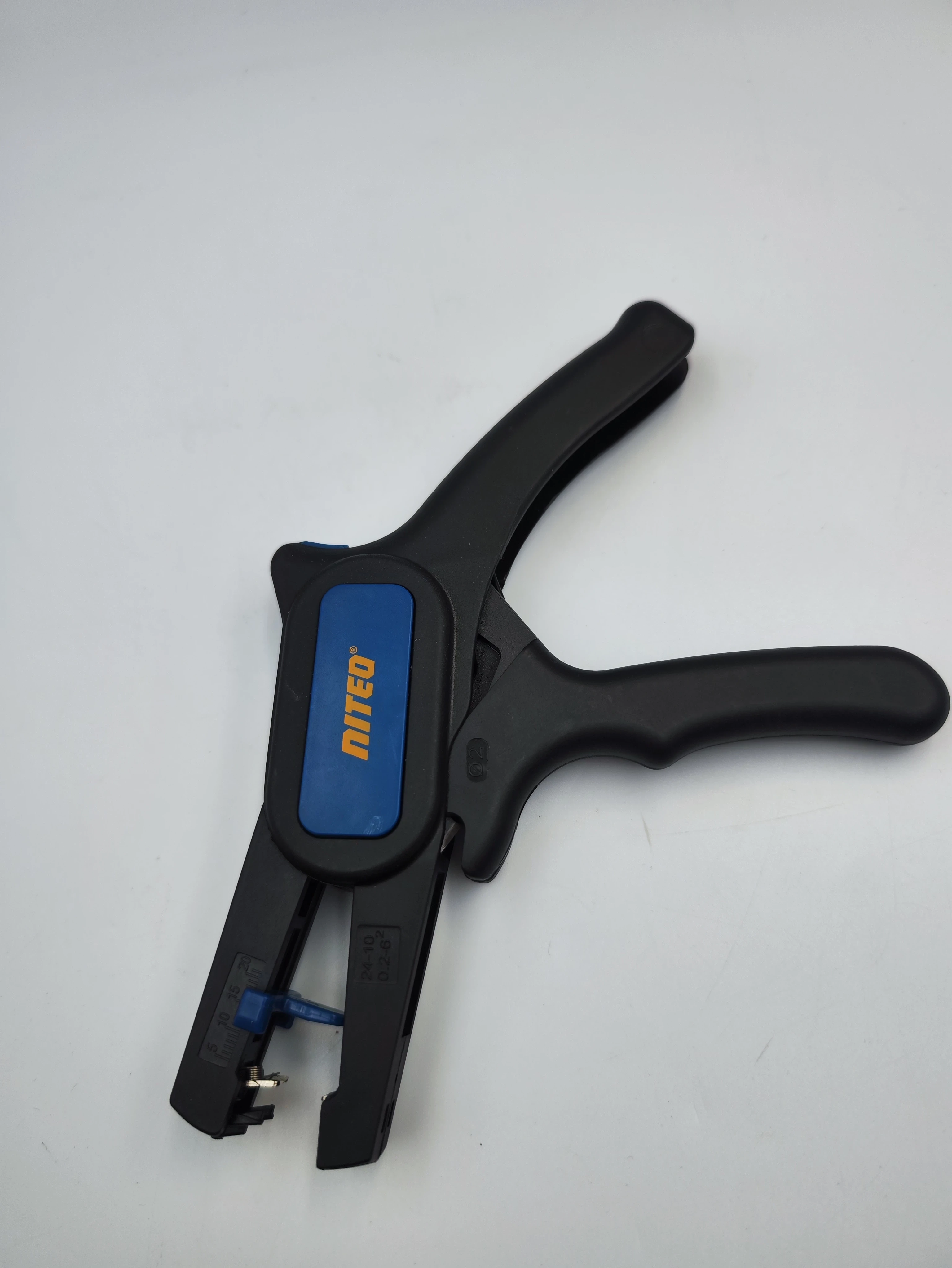 szczypce-do-sciagania-izolacji-niteo-niepodleglosci-26-czechowice-milz-2