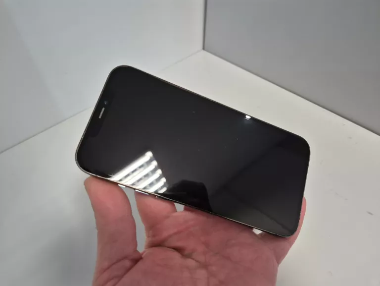 apple-iphone-12-pro-max-256gb-75-przekatna-ekranu-670