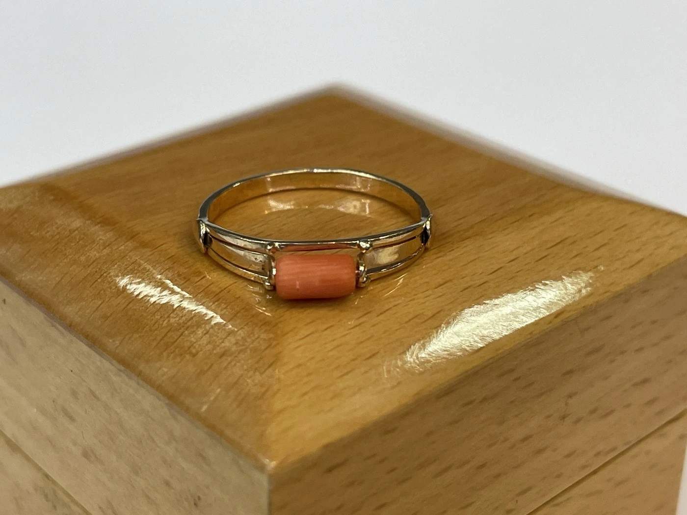 zloty-pierscionek-koral-585-221g-r22-wolnosci-239-zabrze-sj