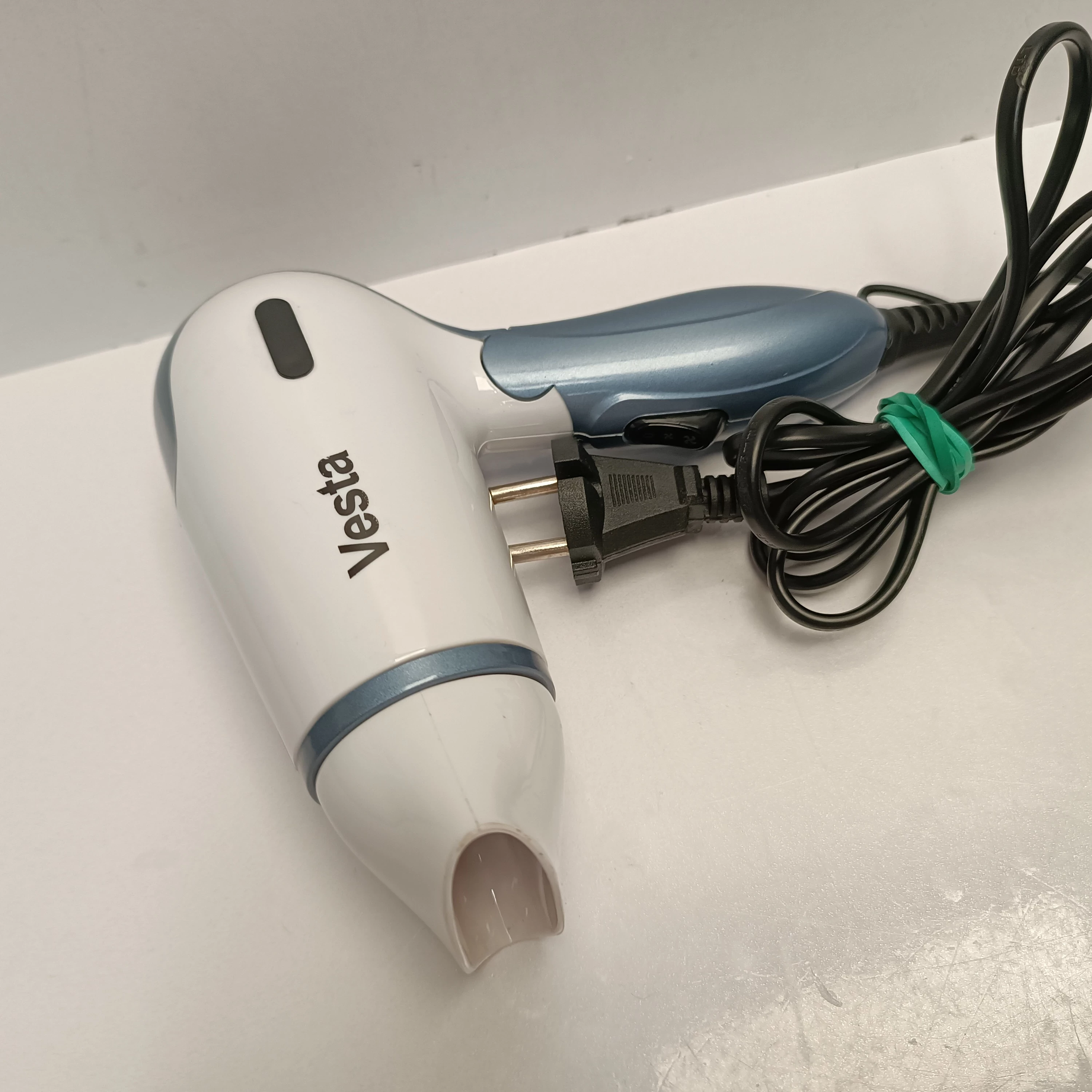 suszarka-turystyczna-vesta-etd01-moc-100