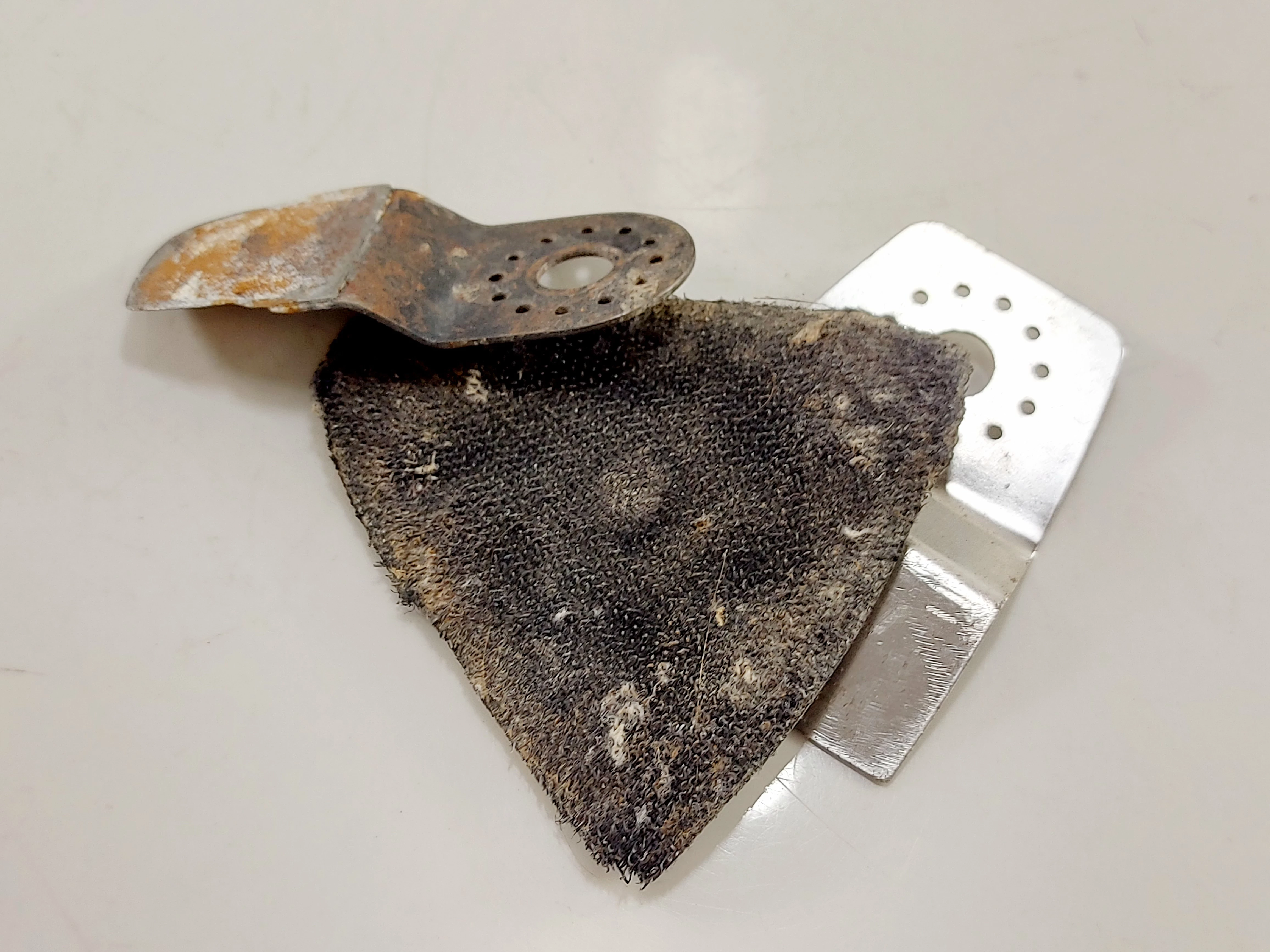 szlifierka-oscylacyjna-ferrex-fm300-kod-producenta-123123