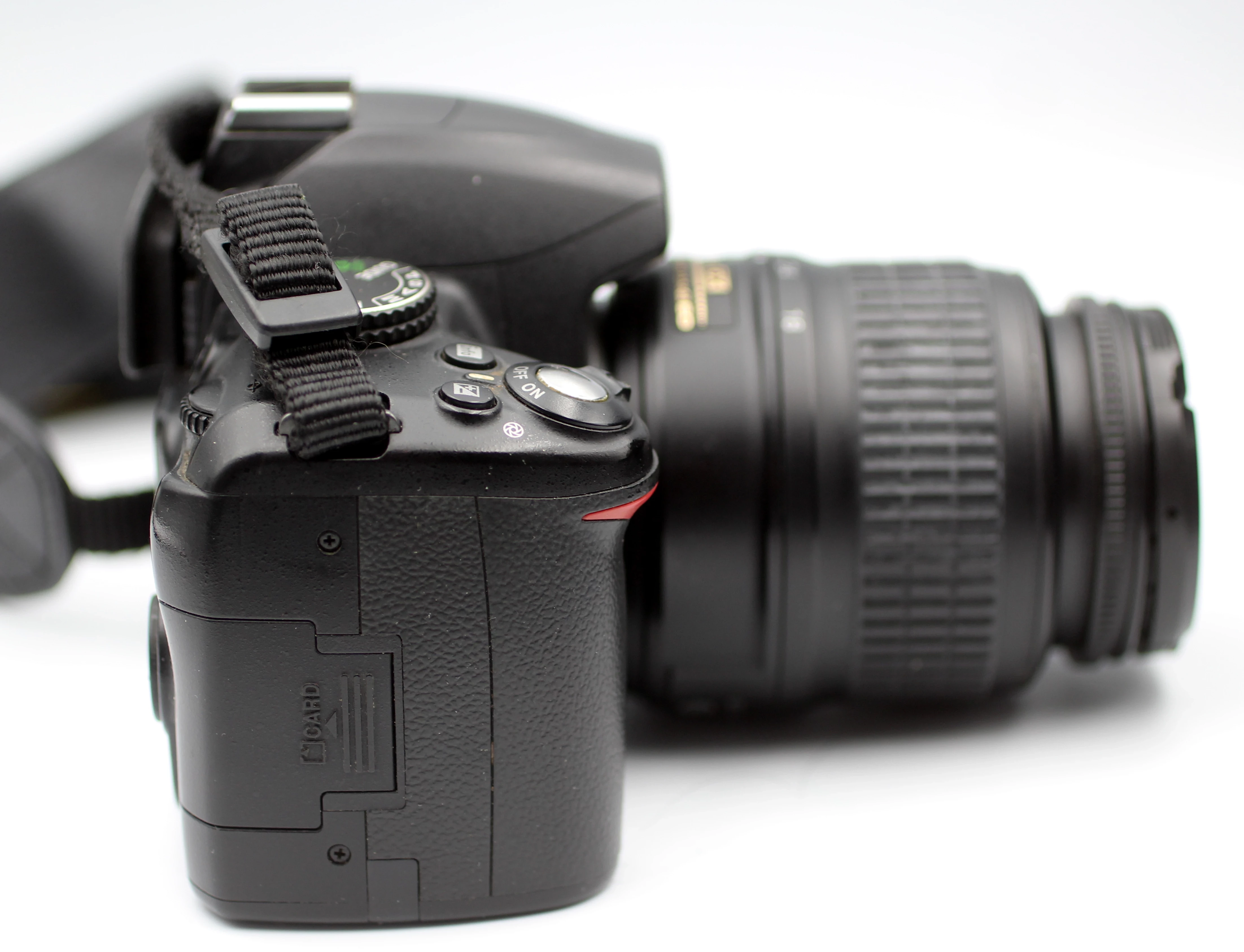 aparat-nikon-d300-z-obiektywem-lad-pokrowiec-rozmiar-matrycy-206882-228774