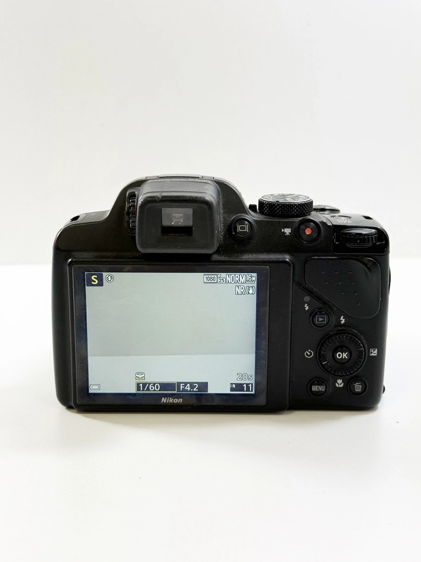 aparat-nikon-coolpix-p530-ean-gtin-018208939909