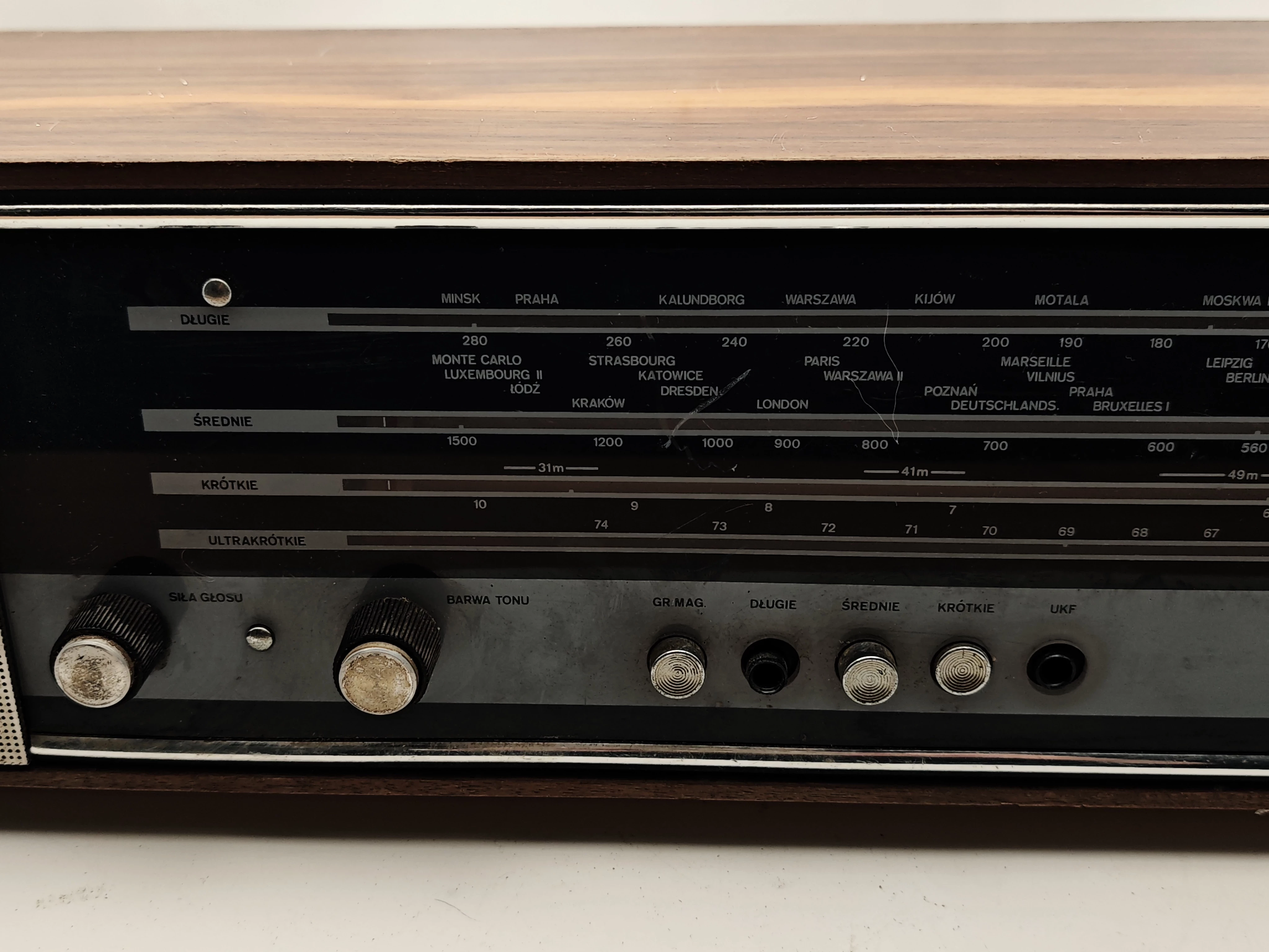 unitra-diora-stare-radio-tamburyn-dabrowskiego-30-naklo