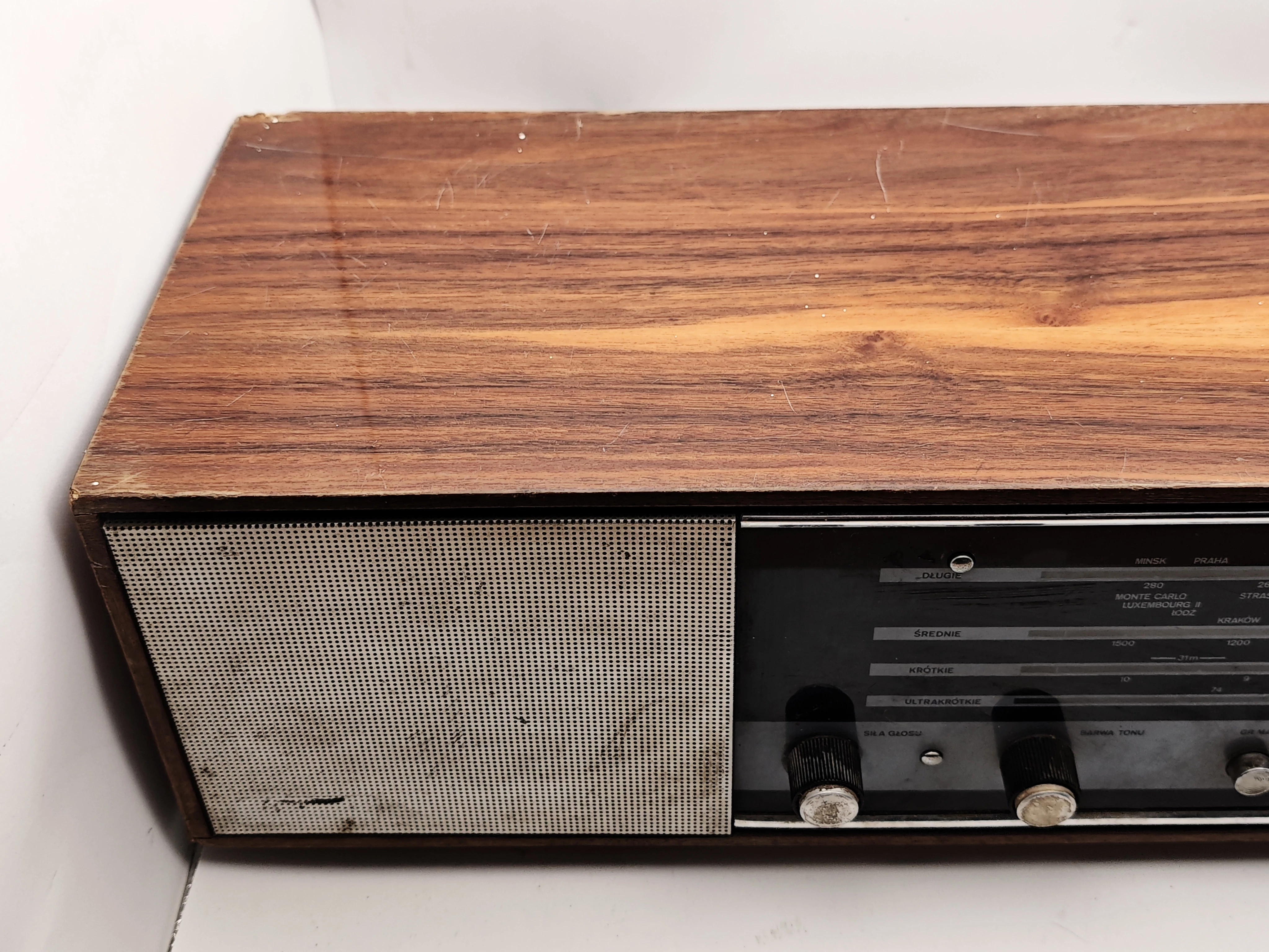 unitra-diora-stare-radio-tamburyn-dabrowskiego-30-naklo