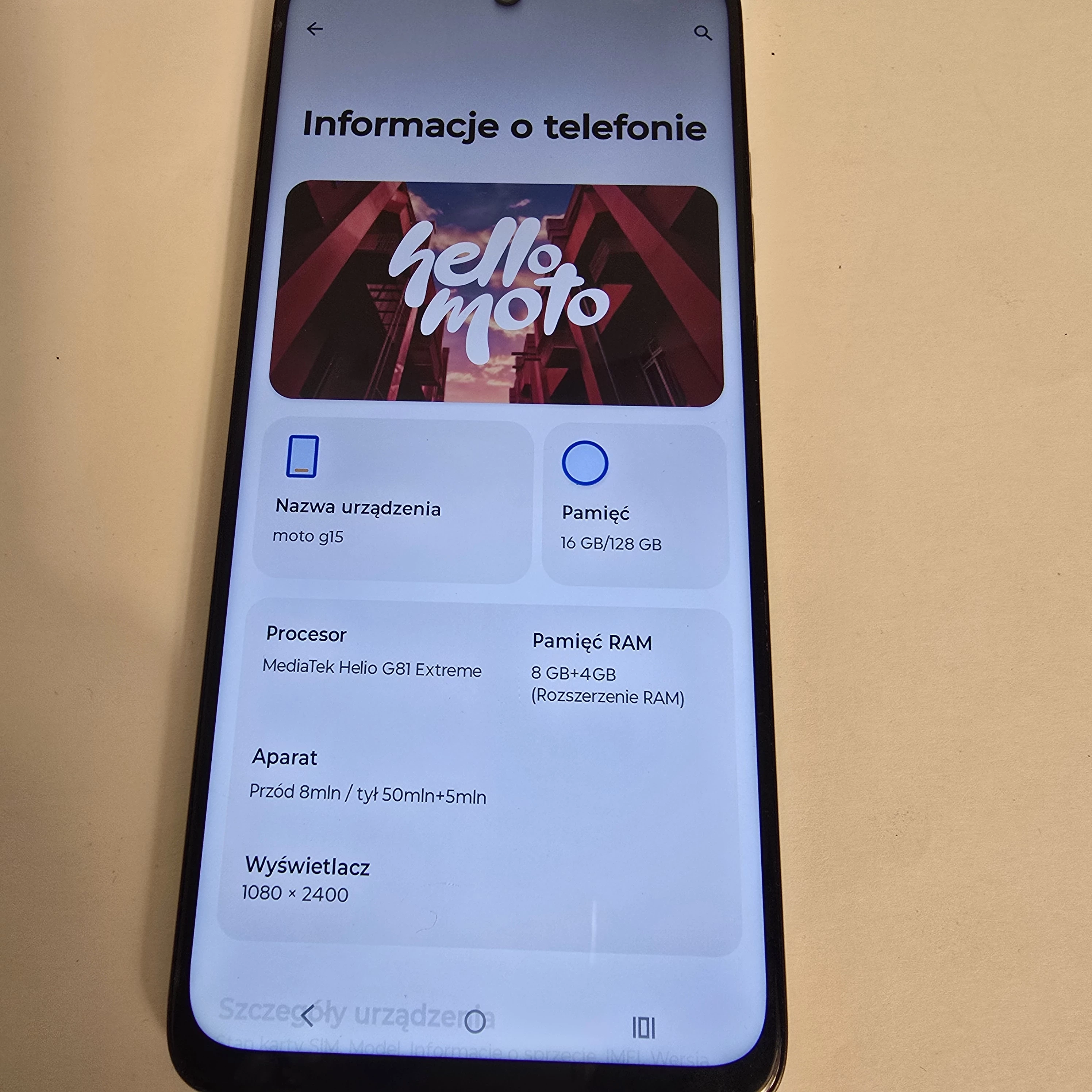 telefon-motorola-moto-g15-kod-producenta-pb6e0016pl