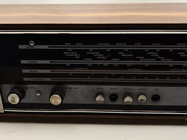 unitra-diora-stare-radio-tamburyn-dabrowskiego-30-naklo