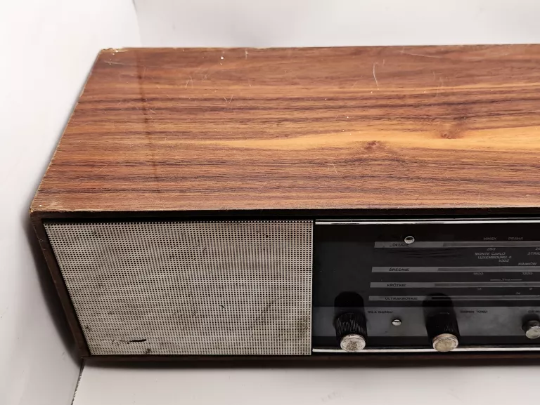 unitra-diora-stare-radio-tamburyn-dabrowskiego-30-naklo