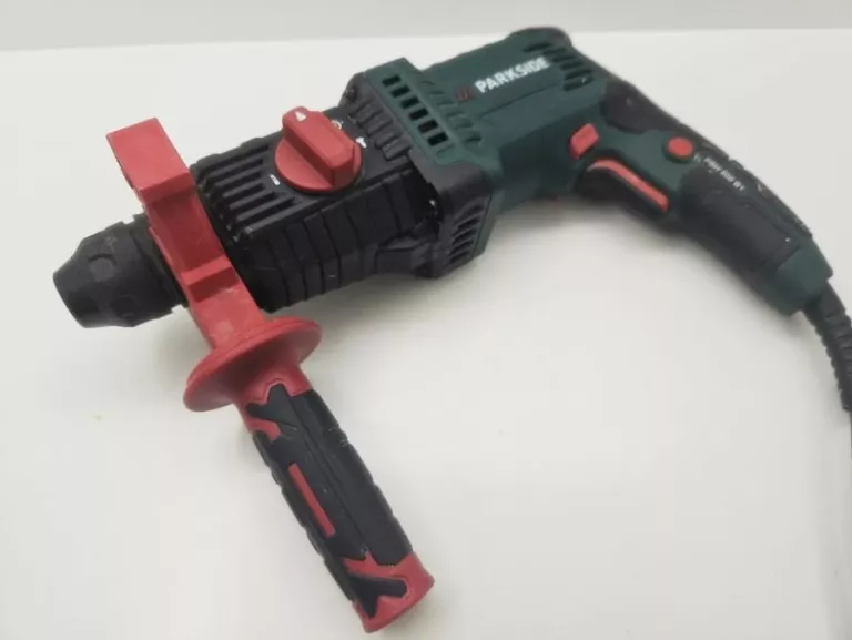mlotowiertarka-parkside-pbh-800-b1-energia-udaru-120