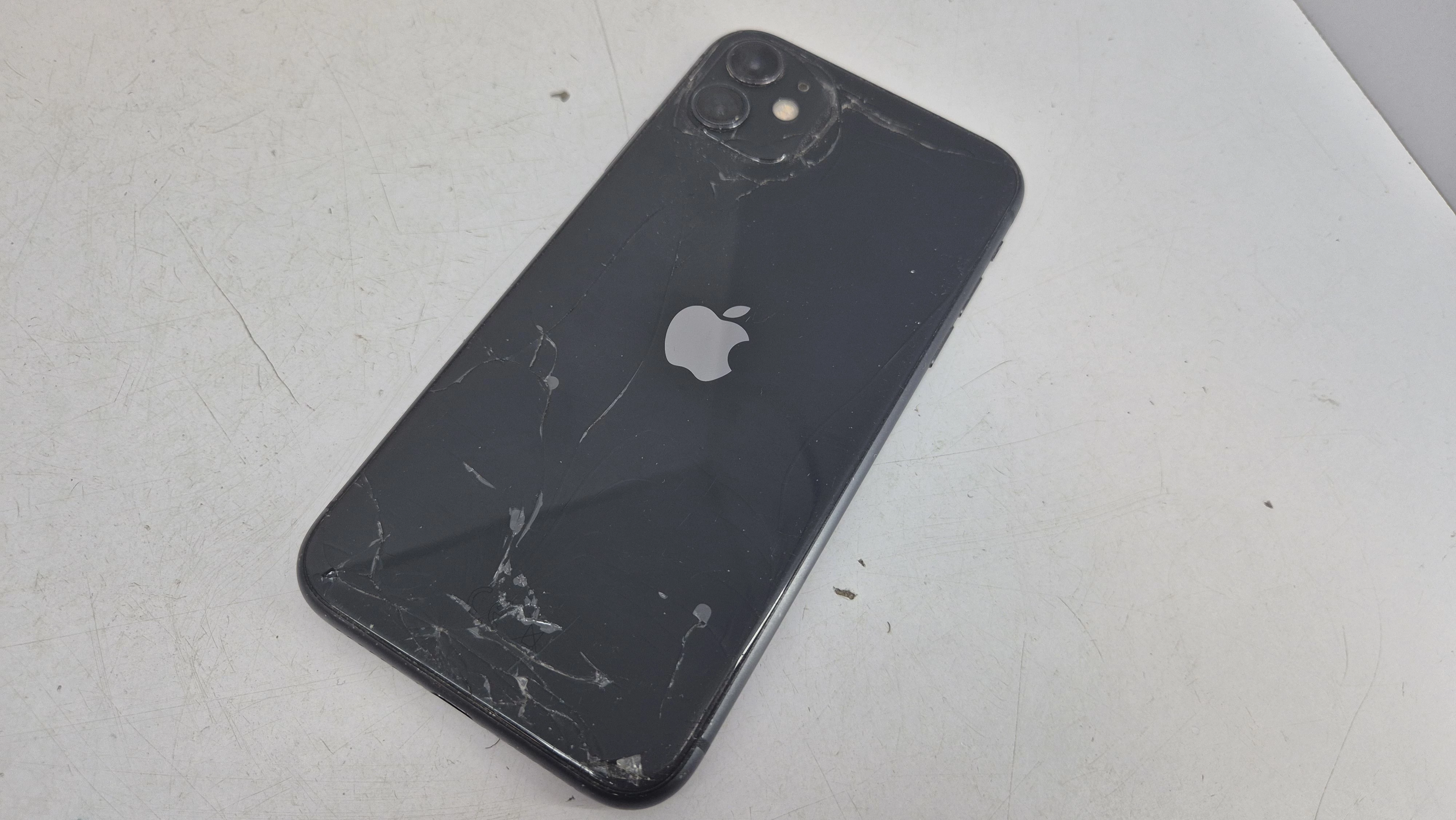 telefon-iphone-11-73-kondycja-baterii-ean-gtin-0194252097250