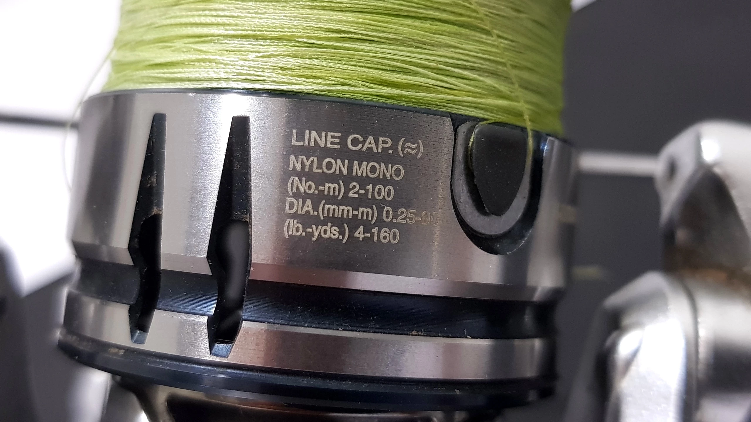 kolowrotek-shimano-stradic-1000-511-nawoj-6400