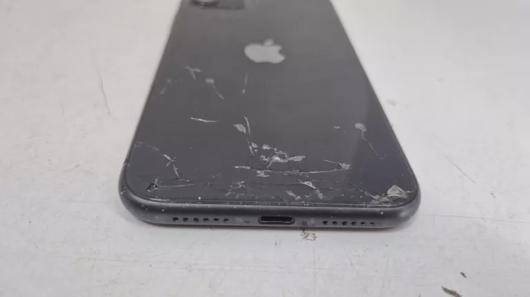 telefon-iphone-11-73-kondycja-baterii-system-operacyjny-4388-7