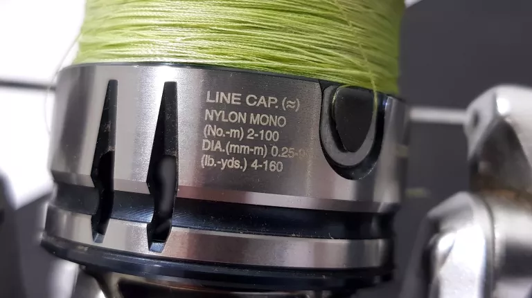 kolowrotek-shimano-stradic-1000-511-nawoj-6400