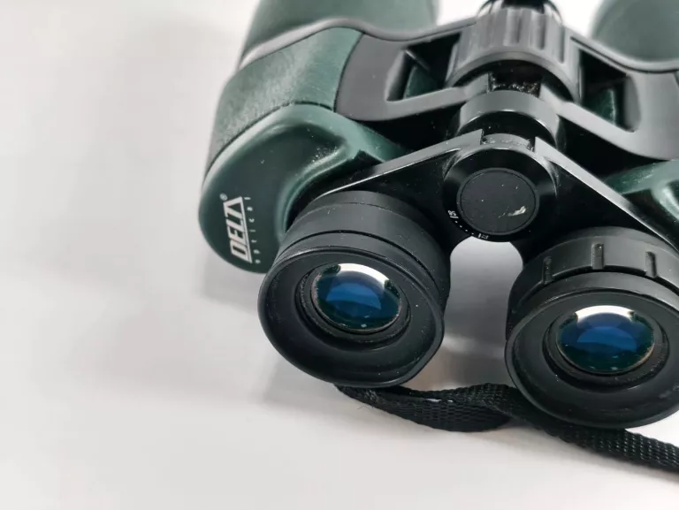 lornetka-delta-optical-discovery-12x50-model-discovery