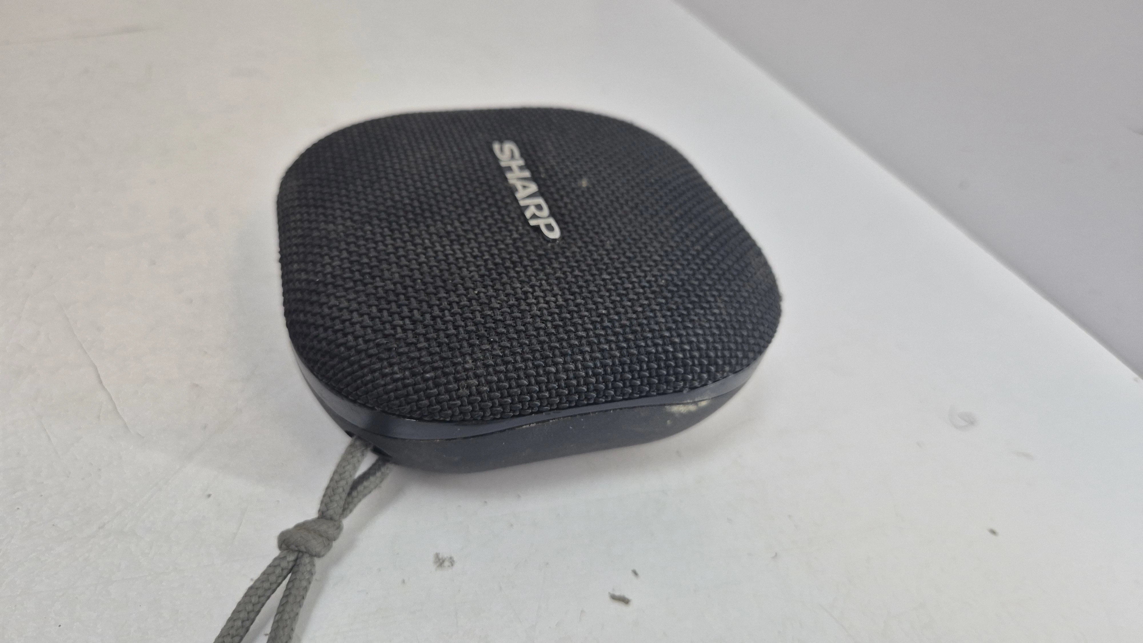 glosnik-przenosny-sharp-gx-bt60-funkcje-221089-4