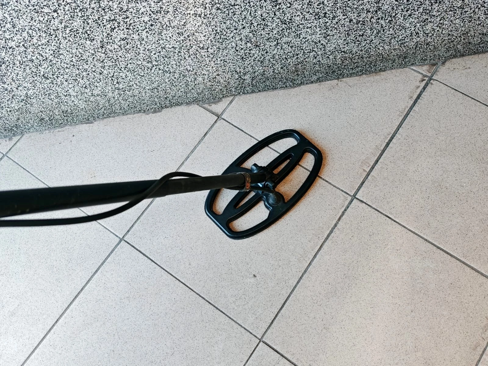 wykrywacz-quest-x10-pro-pointer-sunpow-stan-11323-2