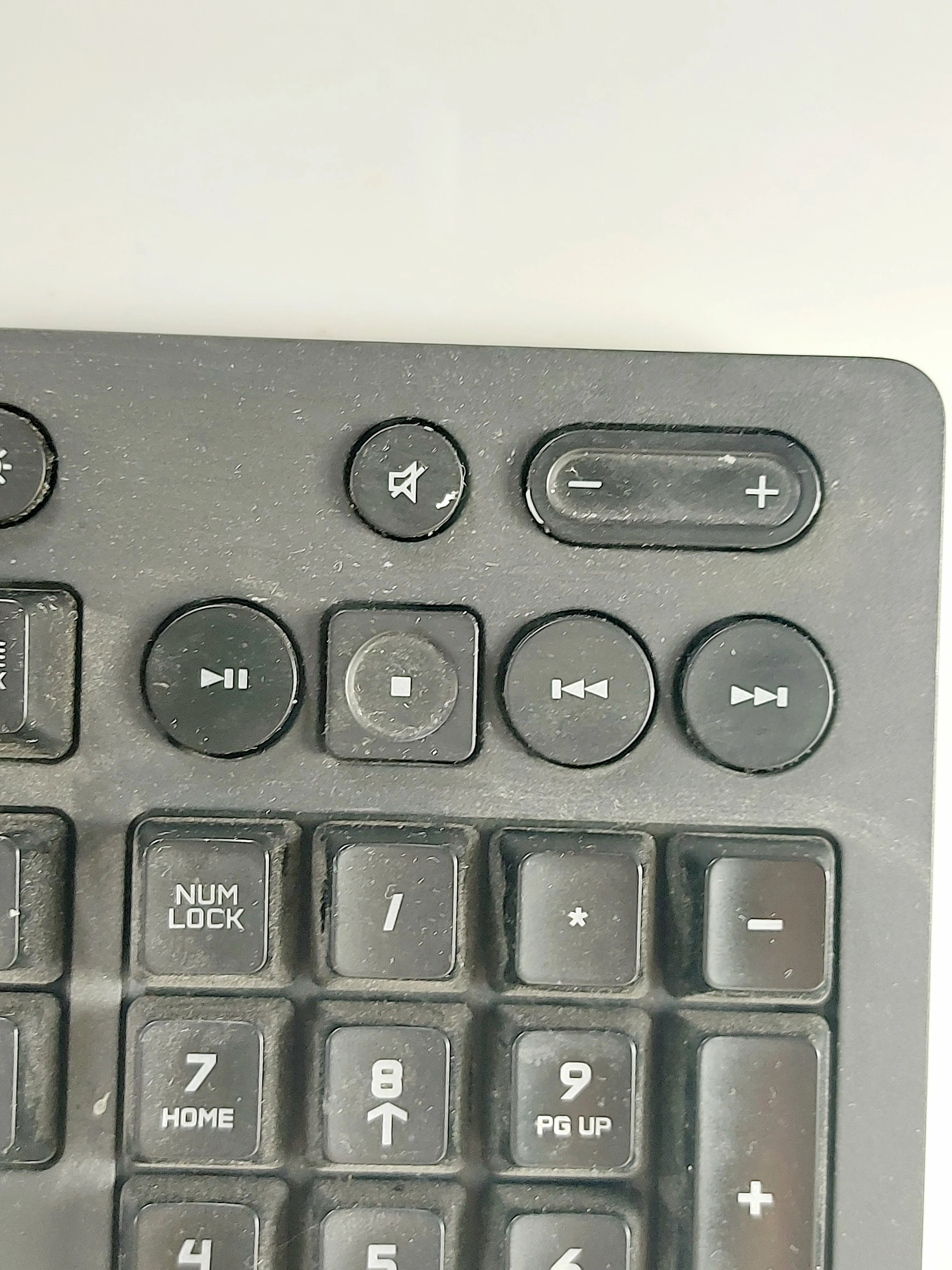 klawiatura-przewodowa-logitech-g213-prodigy-ean-gtin-5099206065970