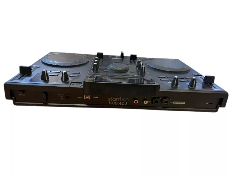 kontroler-stanton-2-scs4dj-liczba-kanalow-1