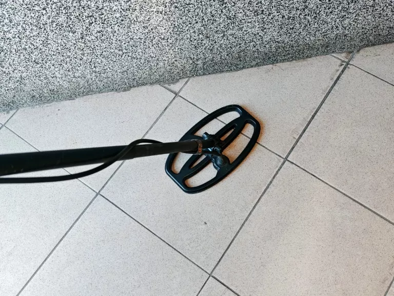 wykrywacz-quest-x10-pro-pointer-sunpow-stan-11323-2