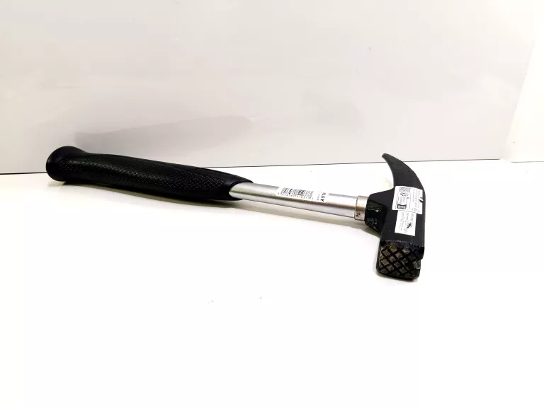 mlotek-ciesielski-stanley-600gr-stan-11323-2