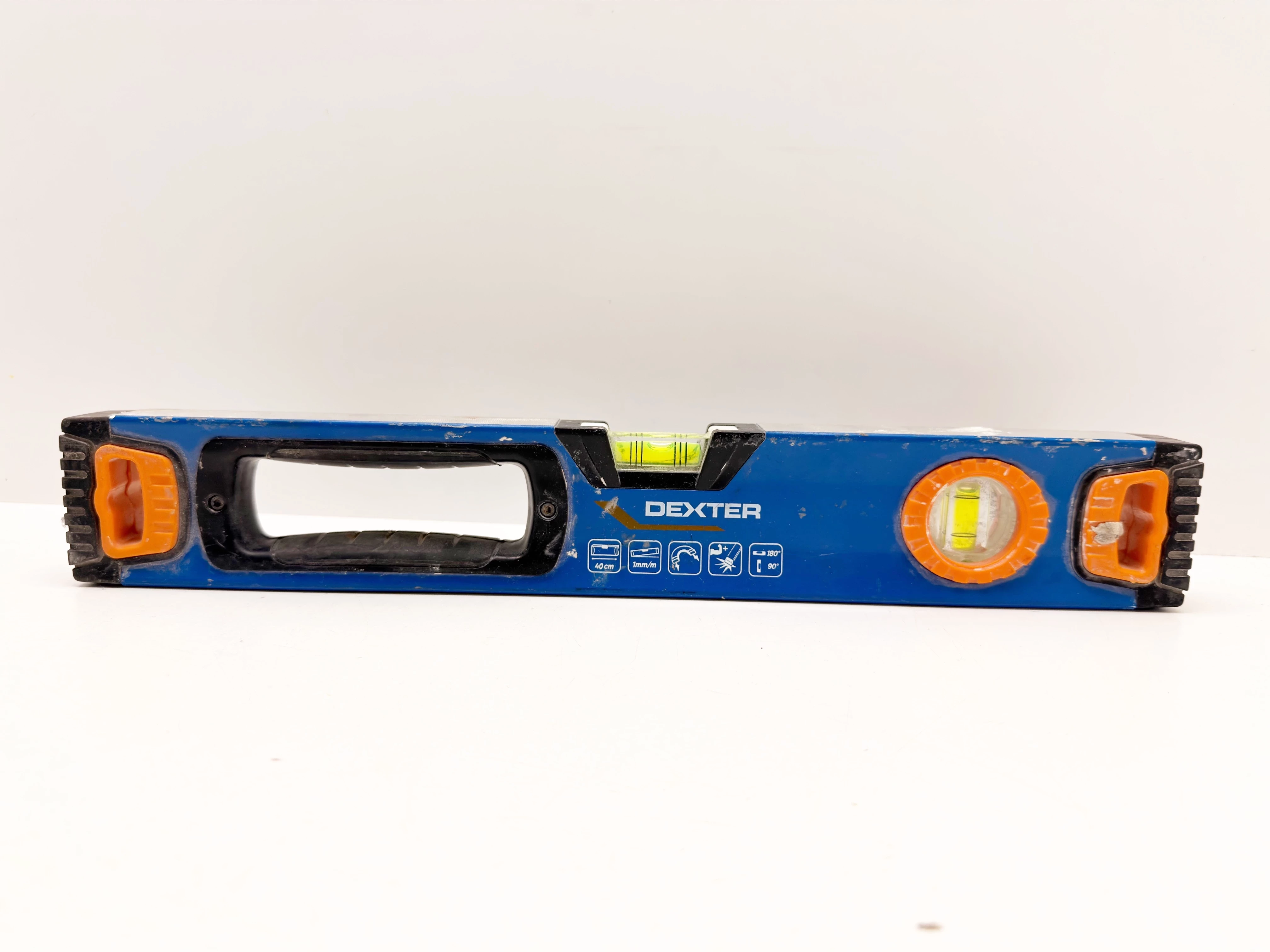 poziomica-libella-dexter-04-m-pilsudskiego-86-wroclaw