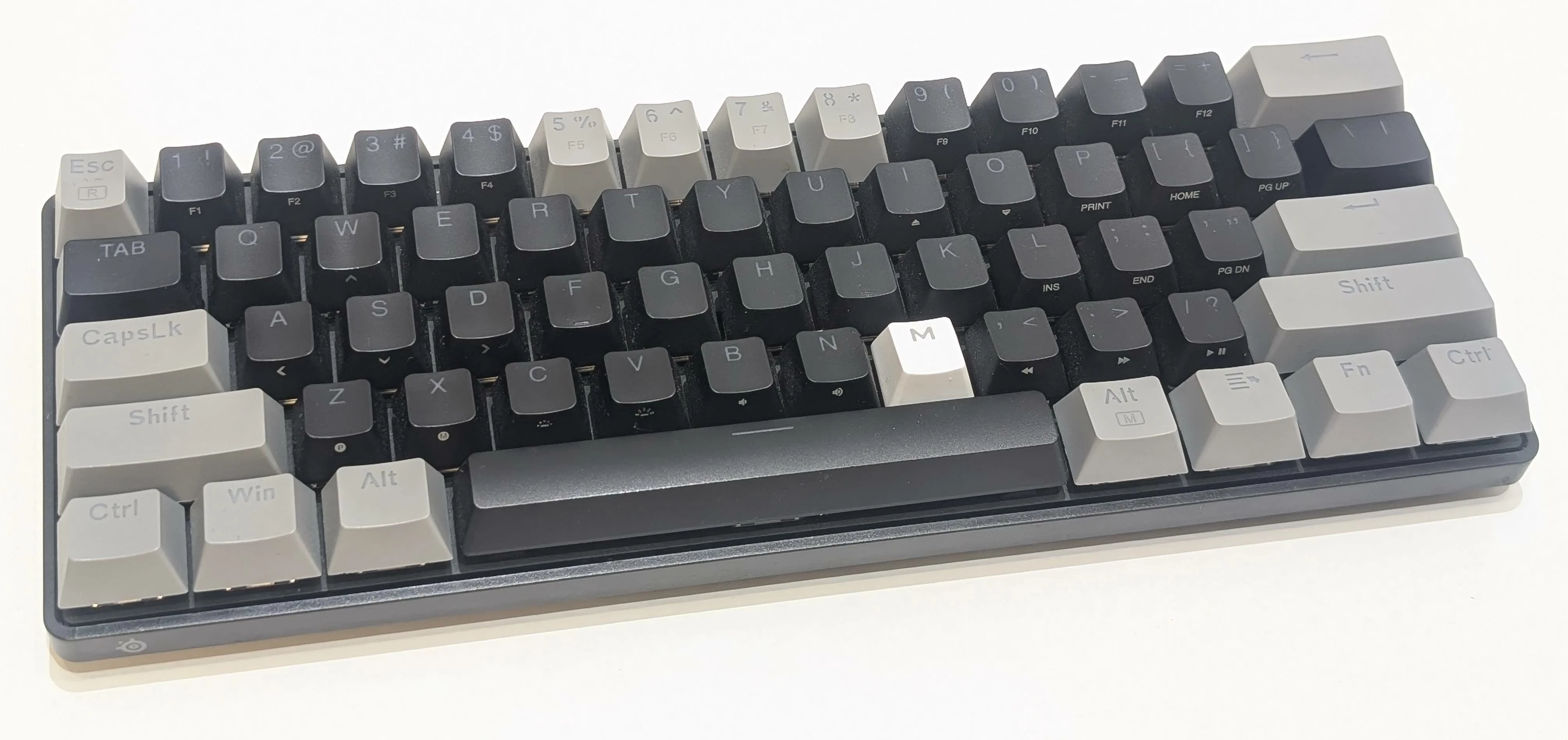 klawiatura-steelseries-apex-pro-mini-us-rgb-stan-11323-2