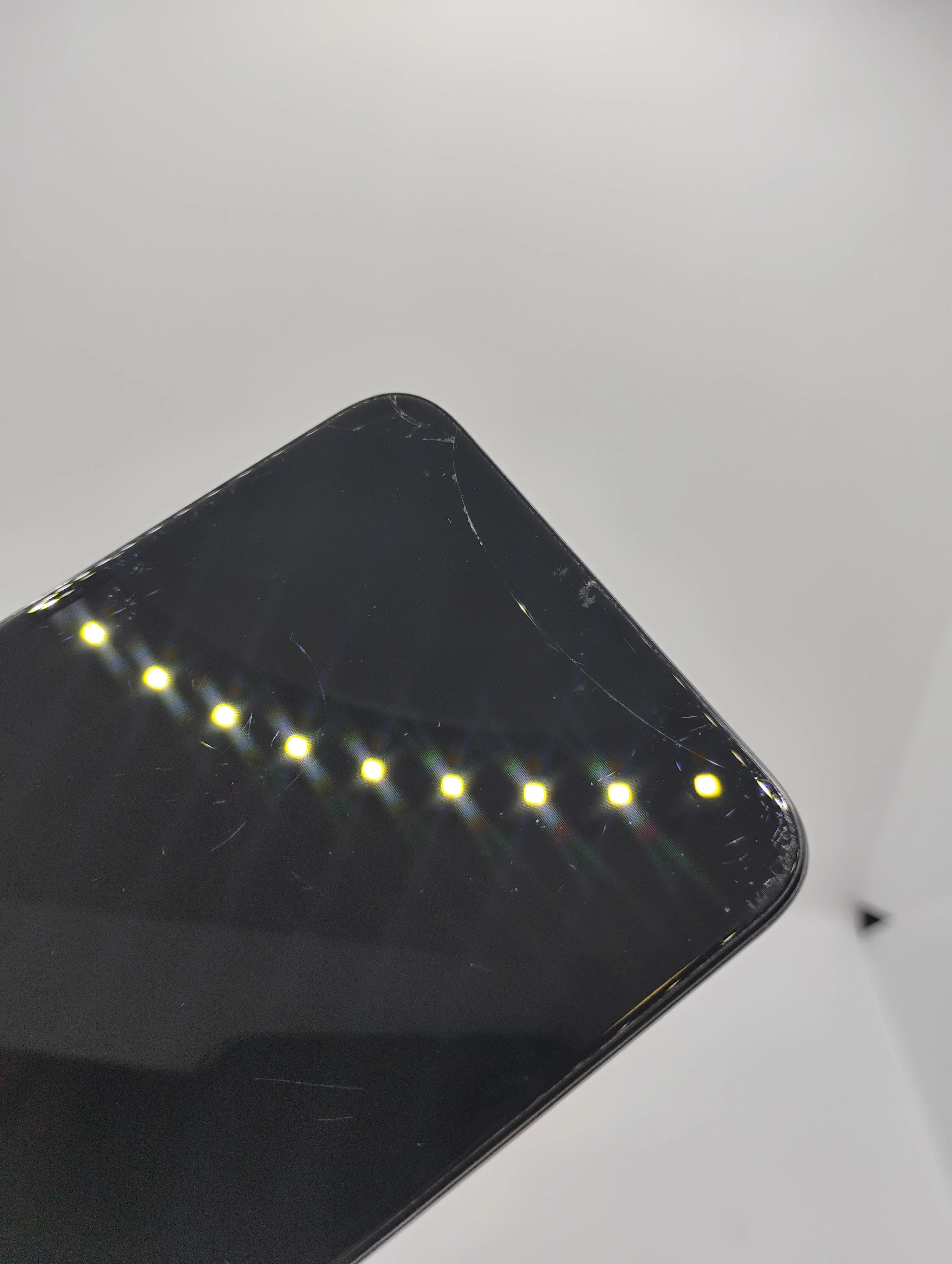 telefon-motorola-moto-e20-232gb-ean-gtin-840023220999