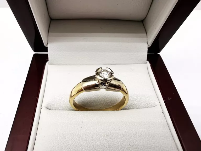 piekny-pierscionek-z-brylantem-waga-331-proba-585-pilsudskiego-86-wroclaw