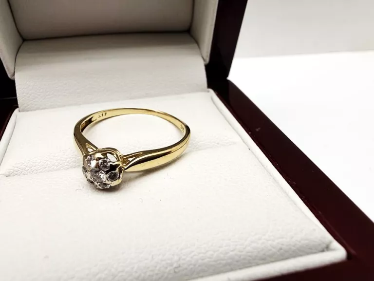 sliczny-pierscionek-z-brylantem-waga-140g-proba-585-stan-11323-2