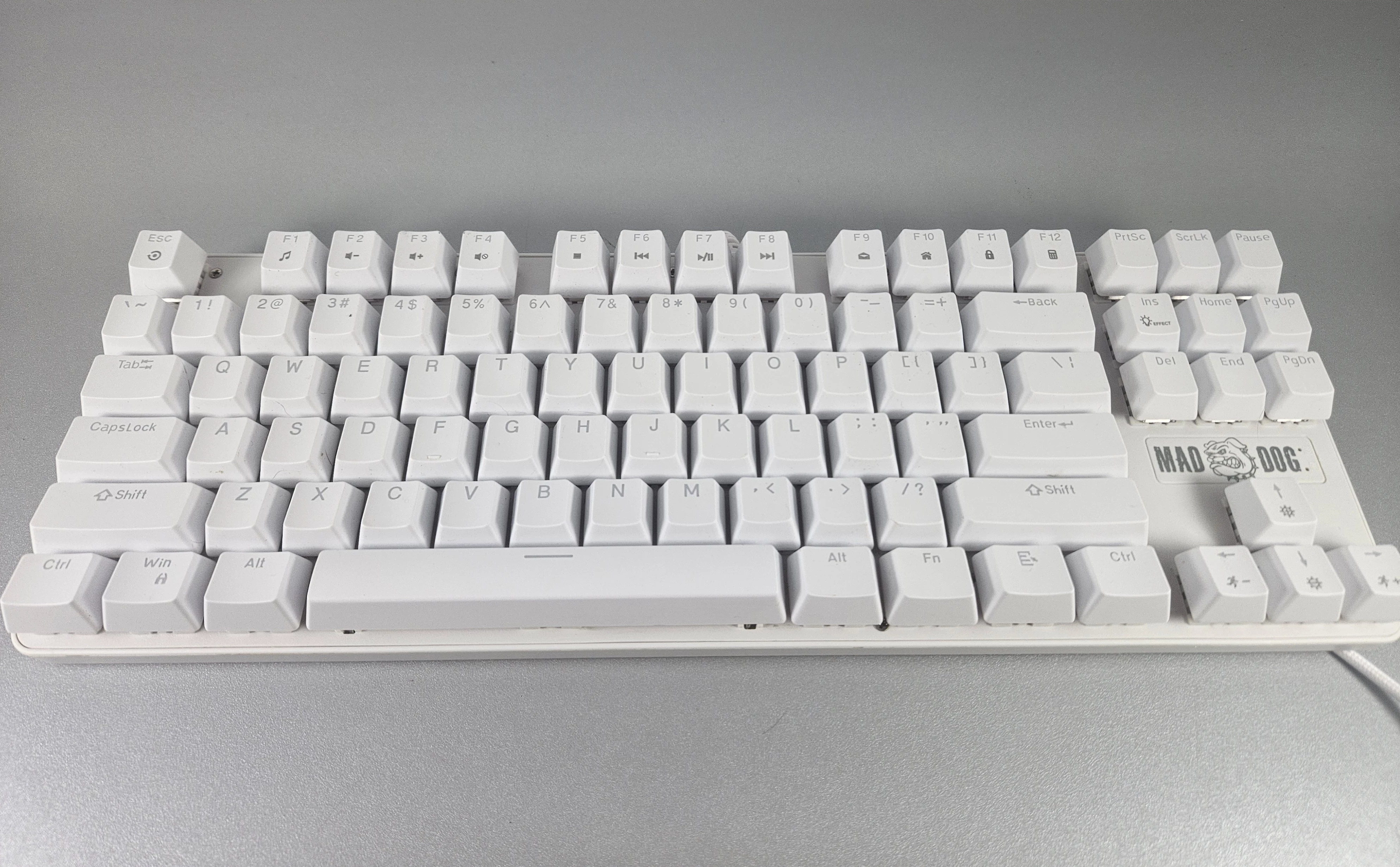 klawiatura-mad-dog-mechaniczna-biala-usb-gk510w-stan-11323-2