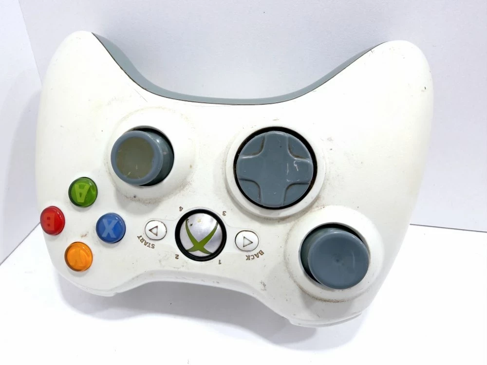 konsola-xbox-360-s-1439-250gb-pad-okablowanie-stan-11323-2