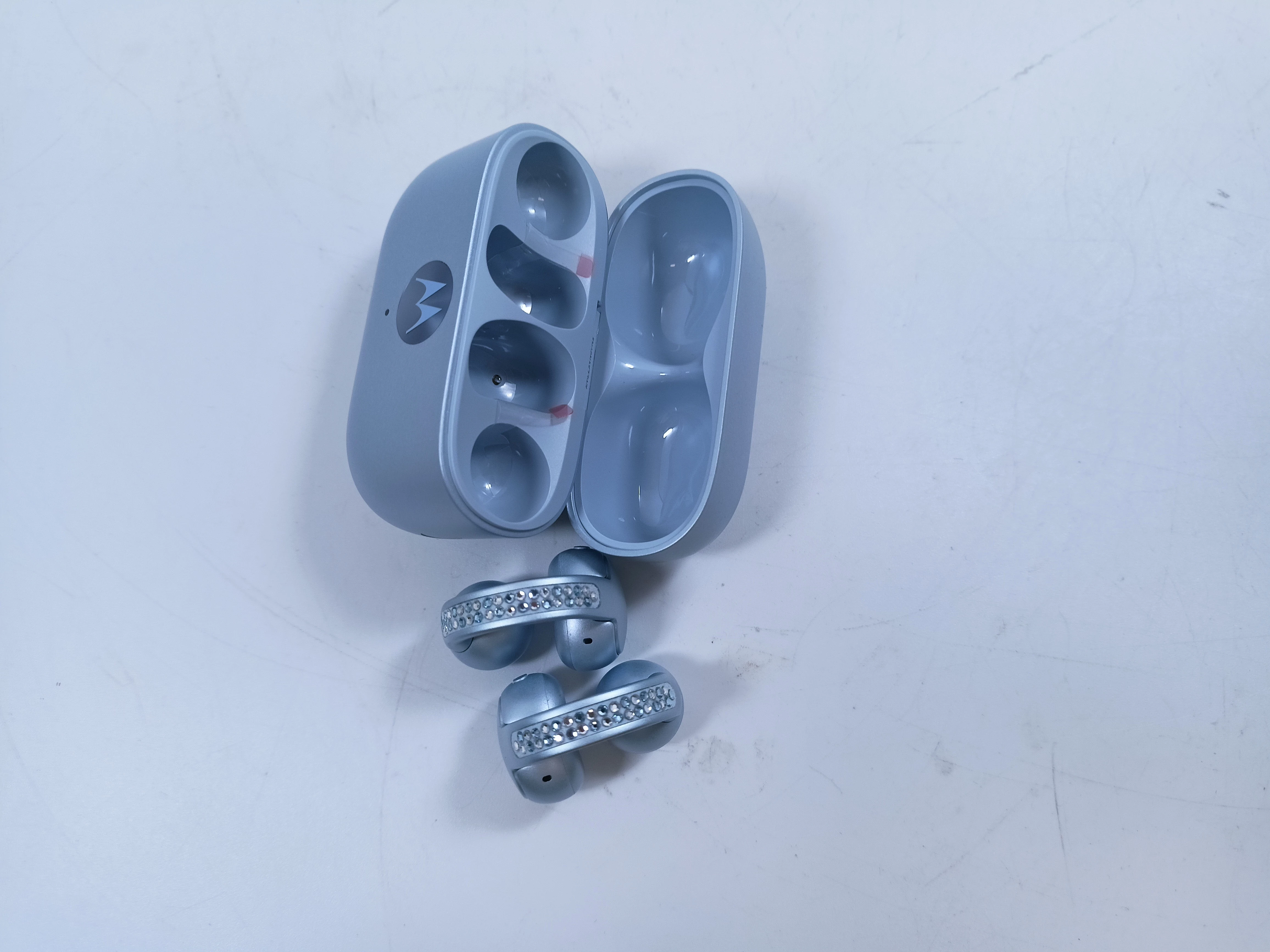 sluchawki-motorola-moto-buds-loop-at-jak-nowe-ean-gtin-840023294310