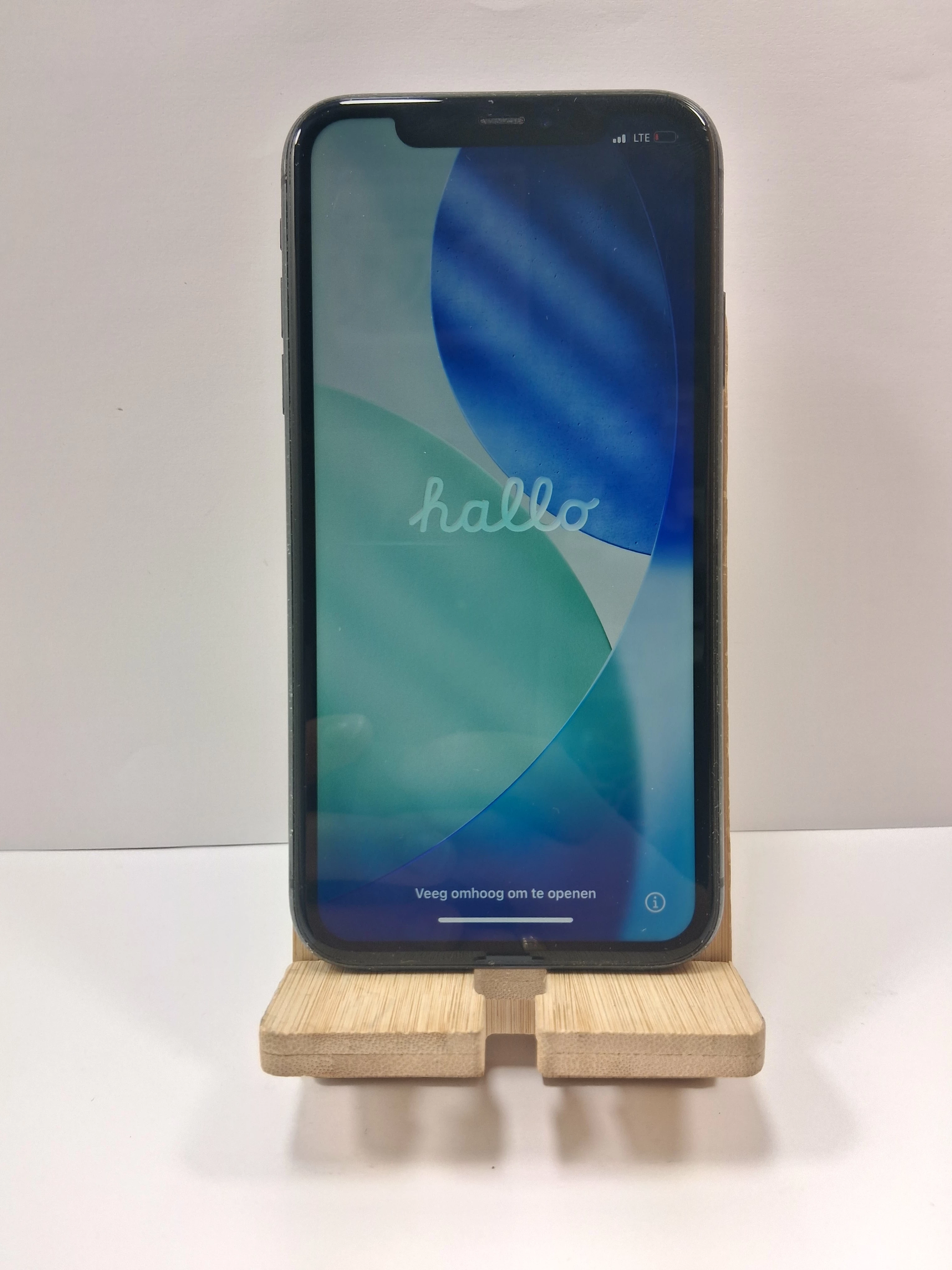 telefon-iphone-11-64gb-targowa-41-warszawa