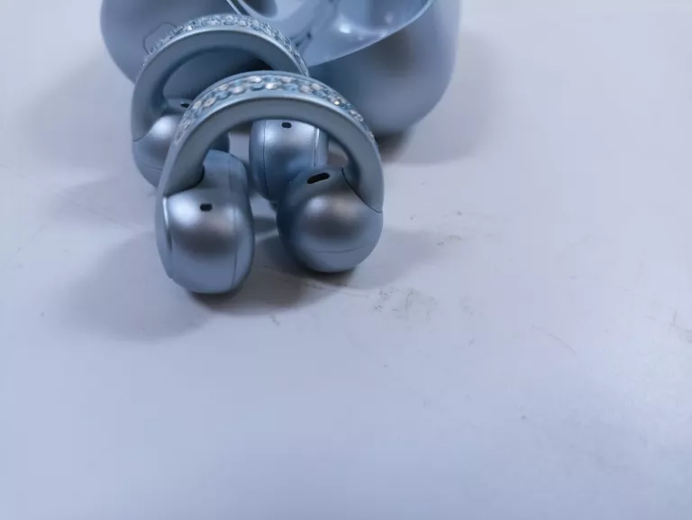 sluchawki-motorola-moto-buds-loop-at-jak-nowe-rodzaj-sluchawek-203681-1924292