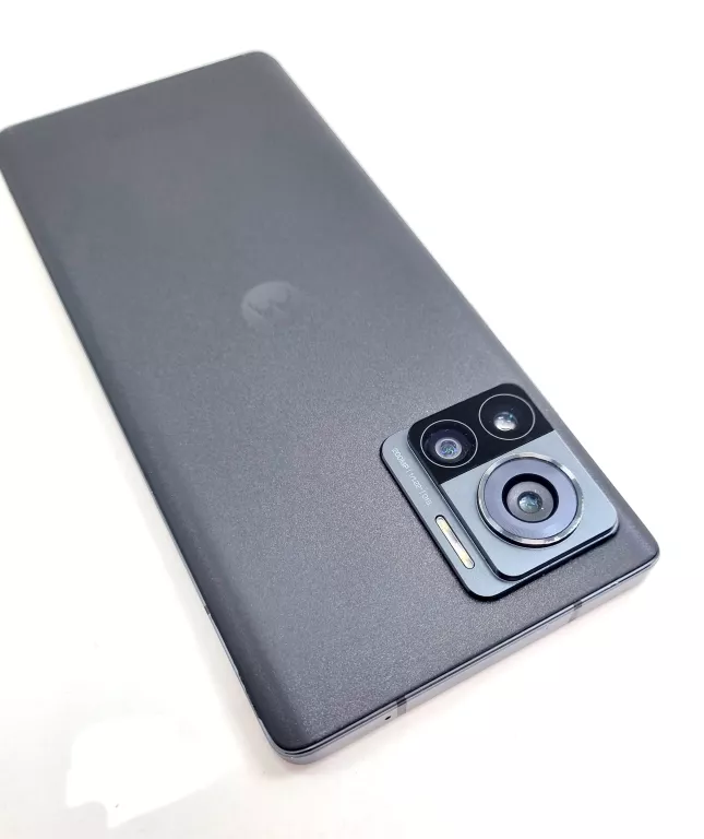 telefon-motorola-edge-30-ultra-12-gb-256-gb-5g-czarny-pamiec-ram-202865-324301